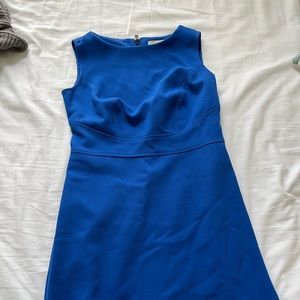 Loft fitted sheath dress size 4, fits like a 2